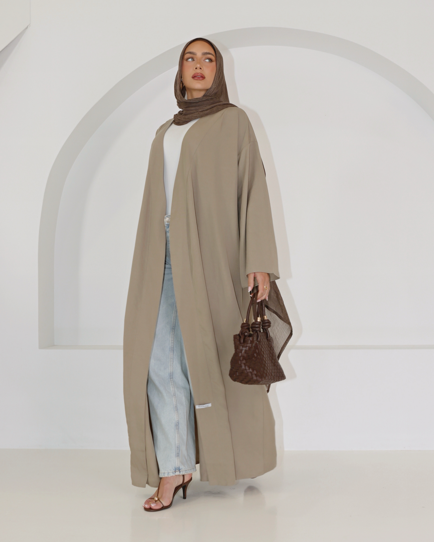 Dune Abaya
