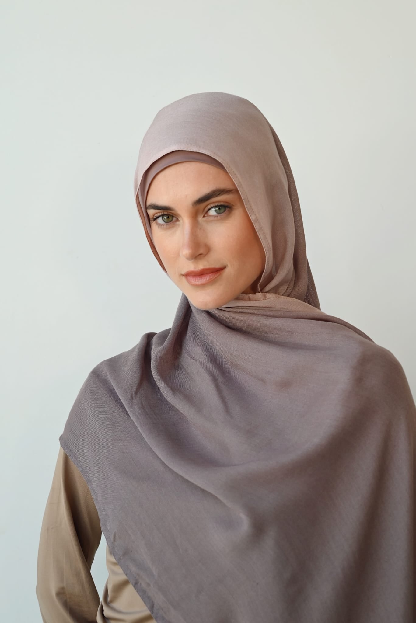 Ombré Faded Taupe hijab